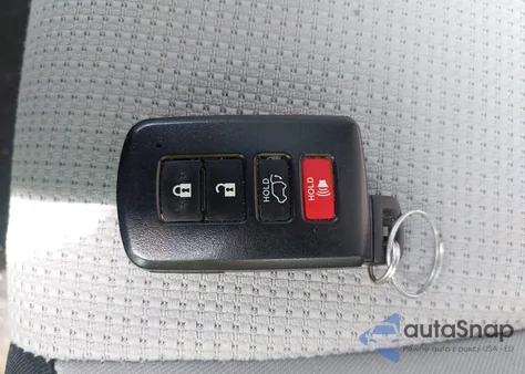 2018 Toyota Rav4 Xle z USA, uszkodzony, nr VIN 2T3RFREV3JW846330